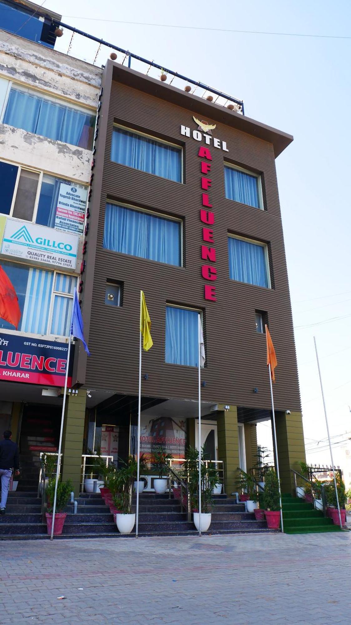 Affluence Hotel Kharar Exterior photo
