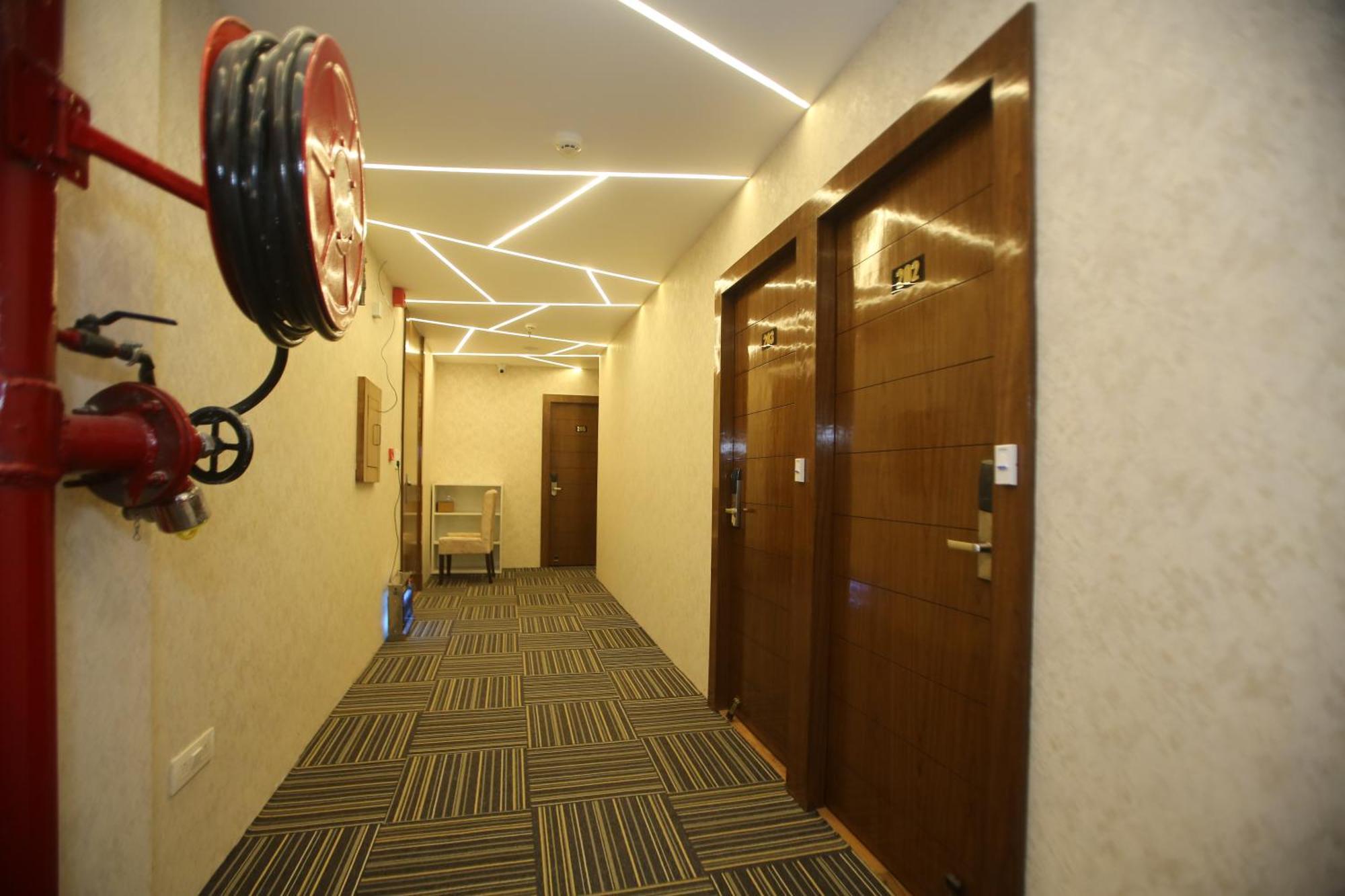 Affluence Hotel Kharar Exterior photo